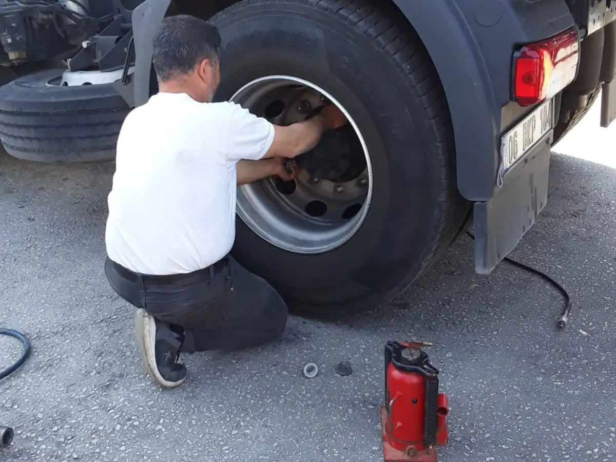 Kumlu Oto Lastikçi